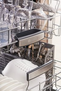 Meet the Bosch 800 Series Dishwasher - Techmomogy